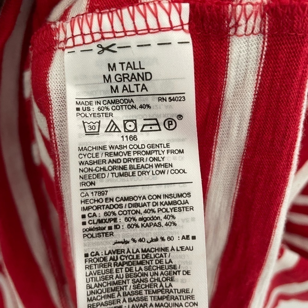 Old Navy/ Red and white striped knee length crew neck short sleeved dress - Picture 4 of 4